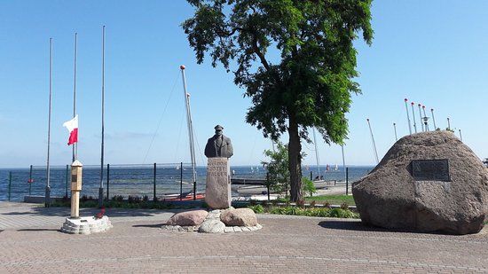 Pomnik gen. Józefa Hallera